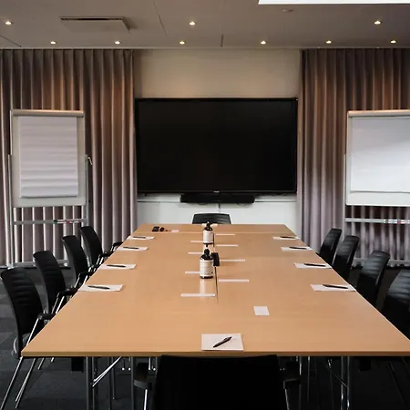 Frederiksdal Sinatur & Konference Hotel 3*