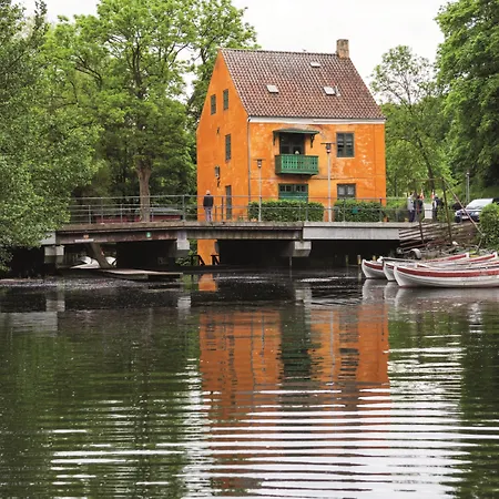 Frederiksdal Sinatur & Konference Hotell 3*