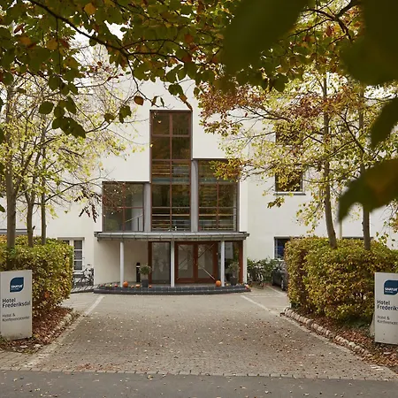 Frederiksdal Sinatur & Konference Hotel