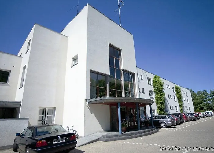 Hotel Frederiksdal Sinatur & Konference 3*