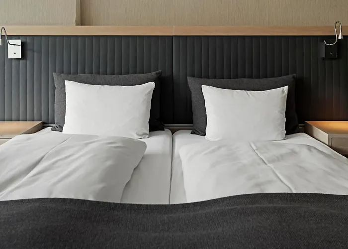 Hotel Frederiksdal Sinatur & Konference 3*